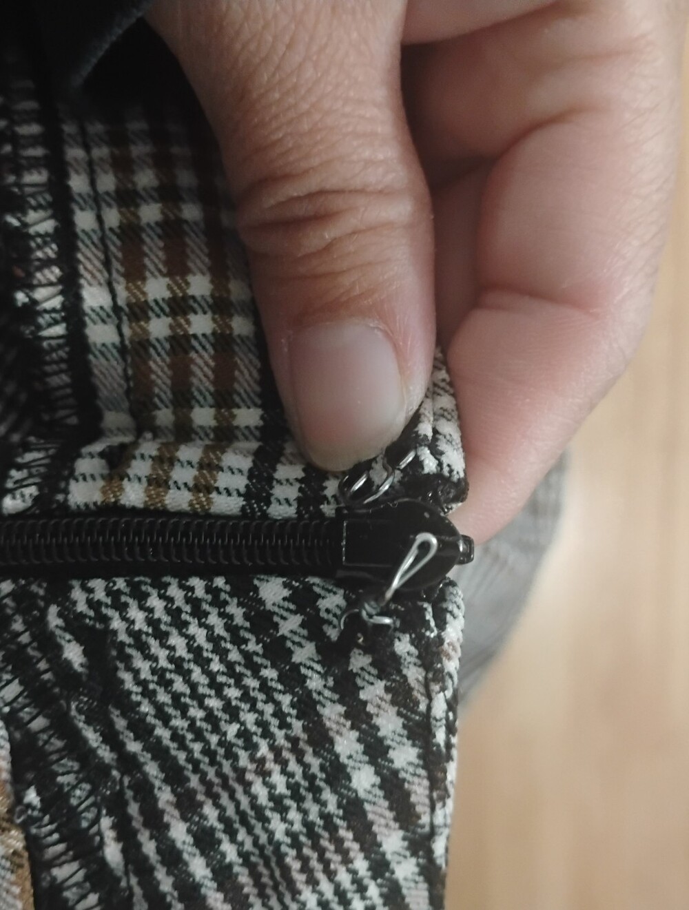 Shinestar Mini Skirt - Picture 4 of 5